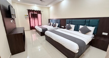 Maa Bhawani HomeStay Katra Room Type - 4 Bed Room
