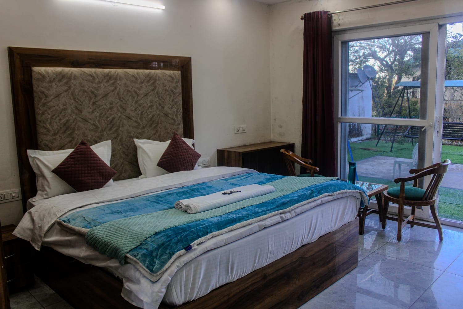 Heera Lodge Kasauli - Tap to explore photos