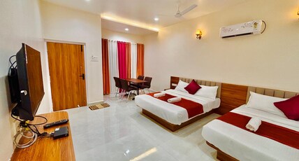 vrundavan inn Room Type - Luxury Suite Room