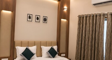 Jaiswal Inn Manage By Jaiswal Junction Room Type - Super Deluxe Room