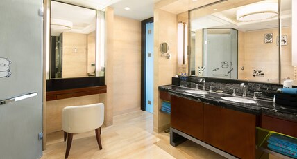 Crowne Plaza CHENGDU PANDA GARDEN Room Type - 1 King Premium Panda Theme