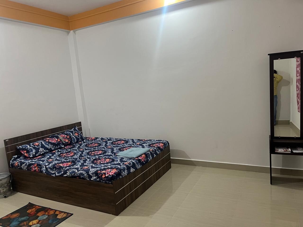 Jinkos Homestay with self cooking facility - Tap to explore photos