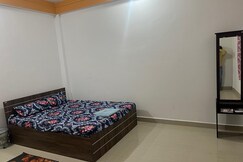 Jinkos Homestay with self cooking facility