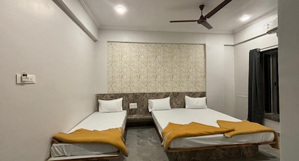 Hotel Grand Vrundavan Room Type - Triple Bed Ac Room Near Samarth Mandir Hotel Grand Vrundavan Room Type - Triple Bed Ac Room Near Samarth Mandir