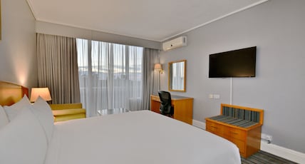 Holiday Inn BULAWAYO Room Type - Premium Room