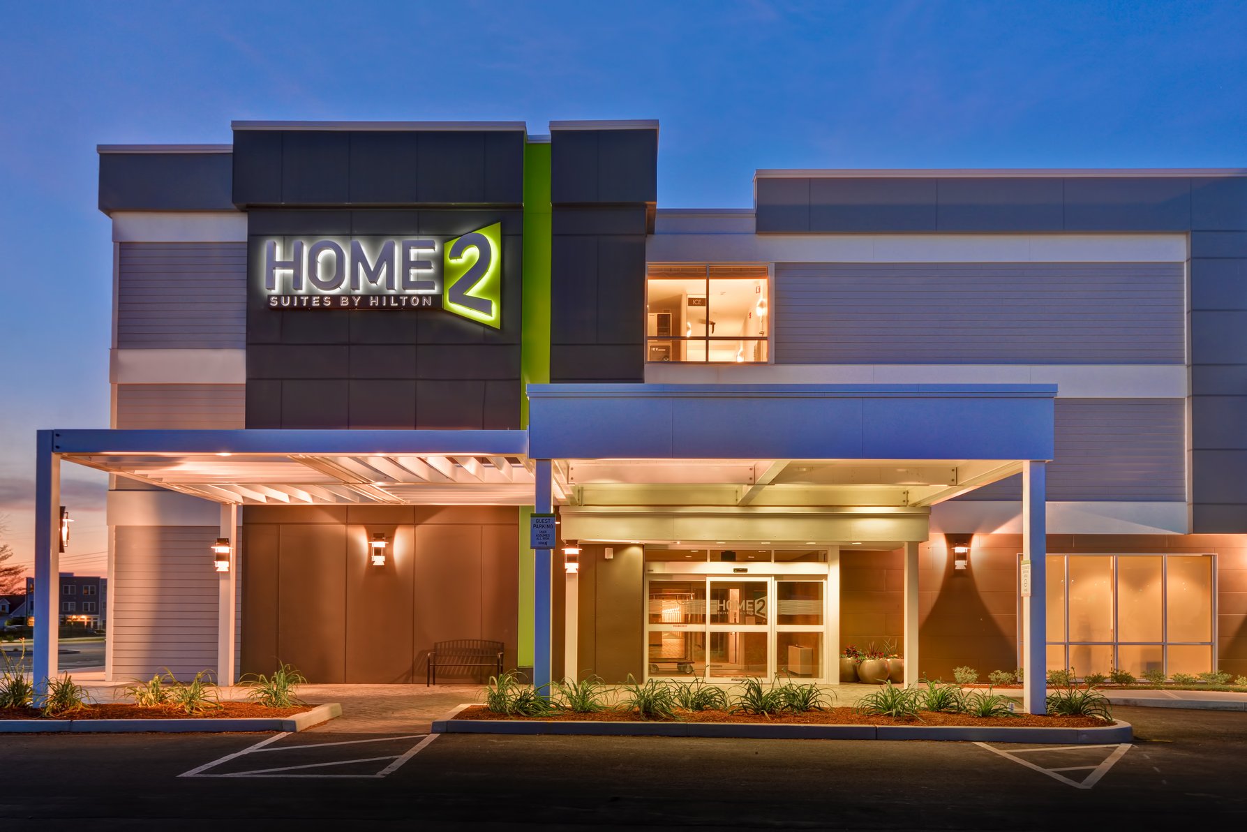 Home2 Suites by Hilton Williston Burlington - Tap to explore photos