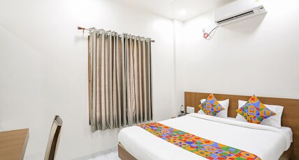 Hotel D Grand Room Type - SUPERIOR ROYAL (Double Bed Room A.C)
