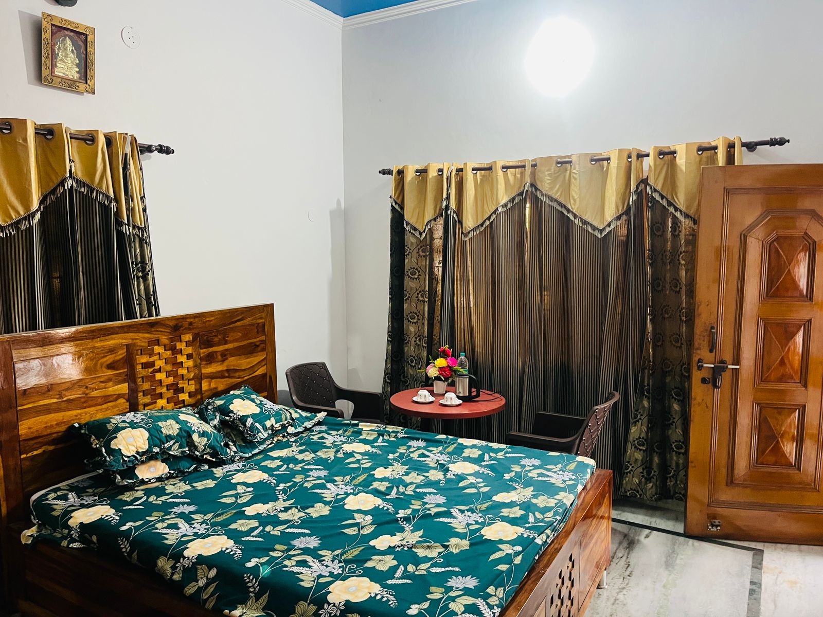 DevBhoomi Homestay- 2BHK Ground Floor in Dehradun - Tap to explore photos