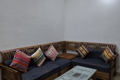 TERRA CASA (2 BHK APARTMENT FOR DAILY RENT)