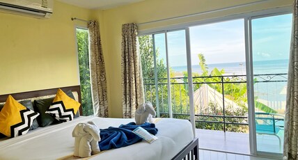 Anyavee Chom By The Sea Room Type - Deluxe Double Sea View
