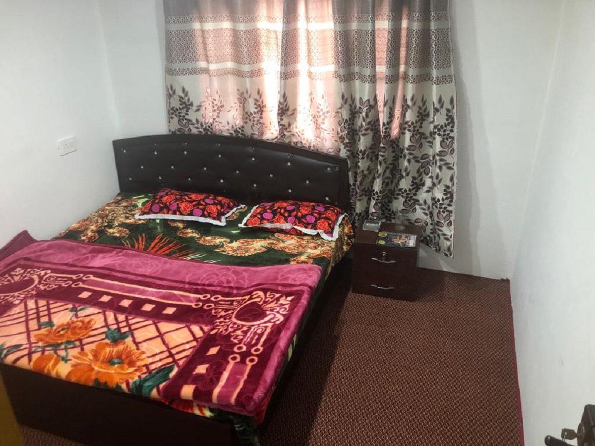 Elysium Guest House - Tap to explore photos