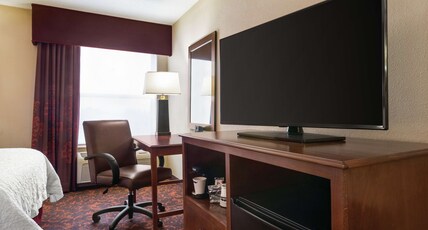 Hampton Inn Chicago-Tinley Park Room Type - 2 QUEEN BEDS NONSMOKING