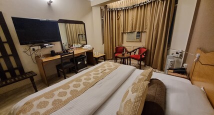 Hotel Atithi Room Type - Super Luxury Room