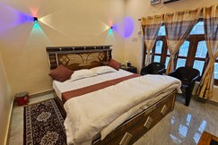 Diamond Palace Homestay