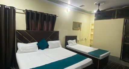 Kashi paradise Guest House Room Type - Deluxe AC Room Kashi paradise Guest House Room Type - Deluxe AC Room