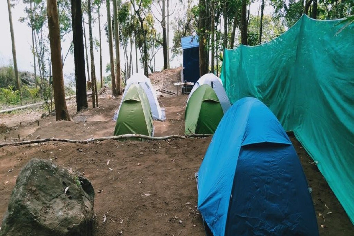 Munnar Jungle Camp | Rooms & Caretaker - Tap to explore photos
