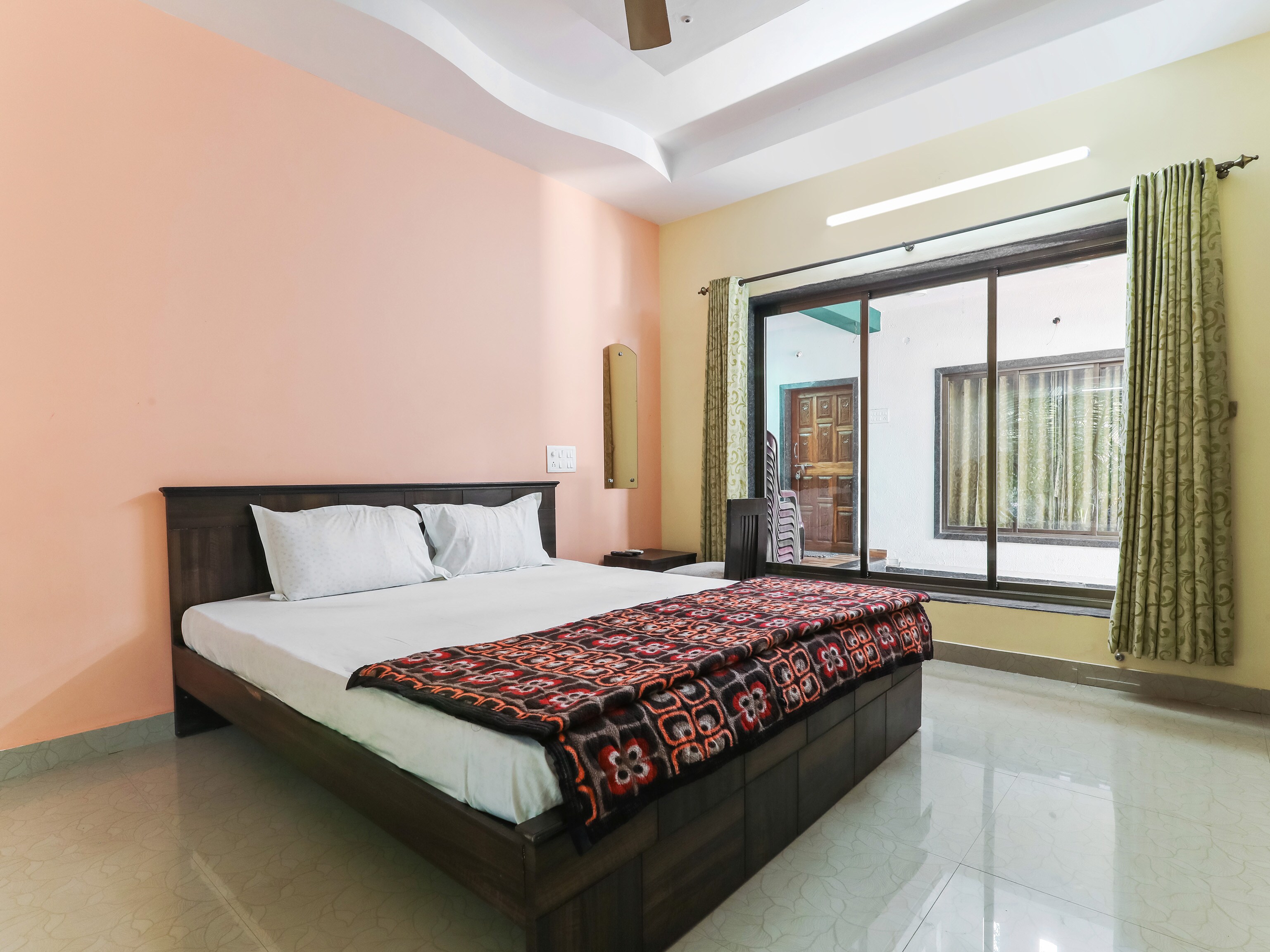 Swami Bed & Breakfast - Tap to explore photos