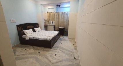 GANESH HOMESTAY Room Type - Deluxe AC