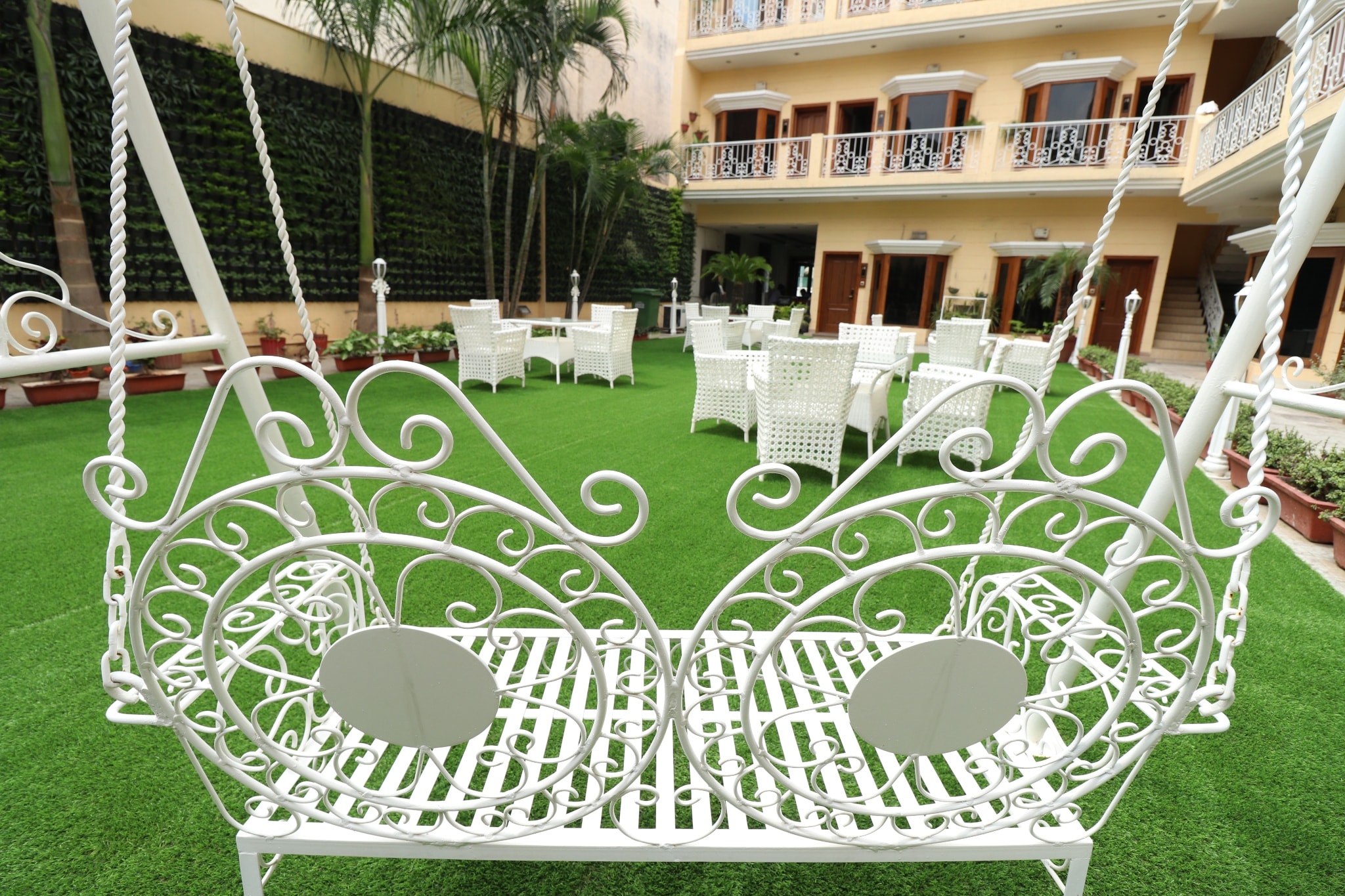 MOHAN`S COURTYARD - Tap to explore photos