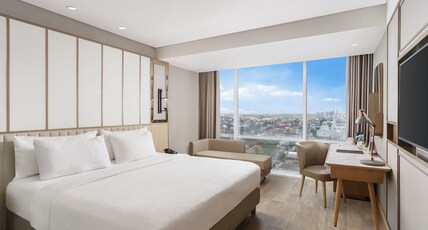 Swiss-Belhotel Solo Room Type - Grand Deluxe King