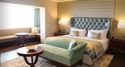 Taj Samudra, Colombo Room Type - TAJ Club Room City View King Bed with Club Amenities and Cocktail Hours