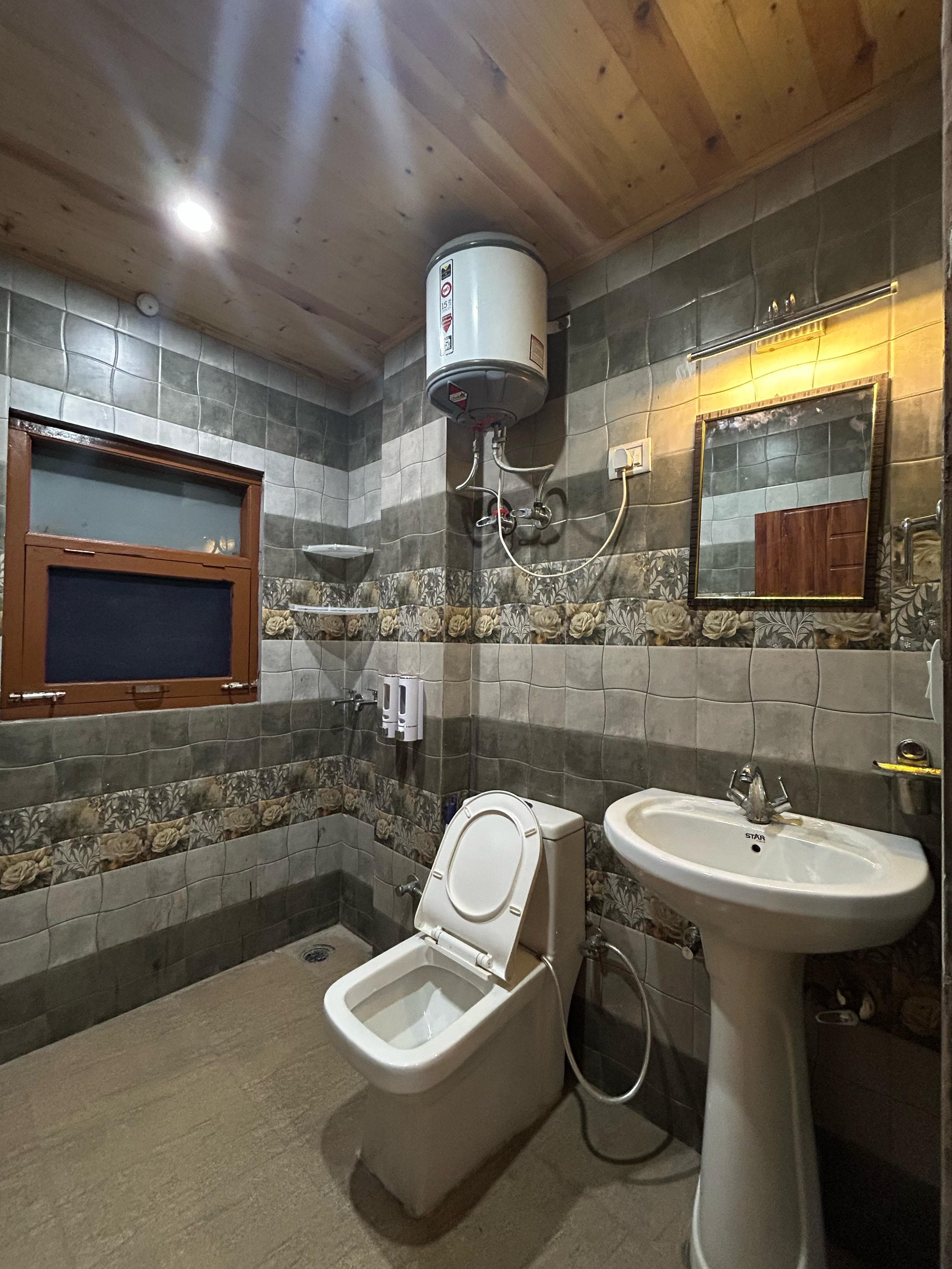 Nature Heaven Homestay - Tap to explore photos