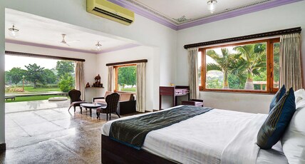 YAAN Udaipur Room Type - Bagela Villa  (4 Bedroom Villa with Separate Living Room, Private Pool and Balcony)
