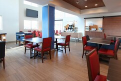 Holiday Inn Express Hotel & Suites Cincinnati Southeast Newport