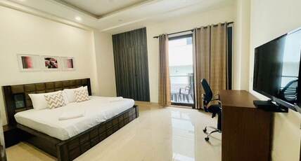 Entire 3BHK Apartment by Bluo at Cyber Hub Room Type - Entire 3BHK Apartment by Bluo at Cyber Hub