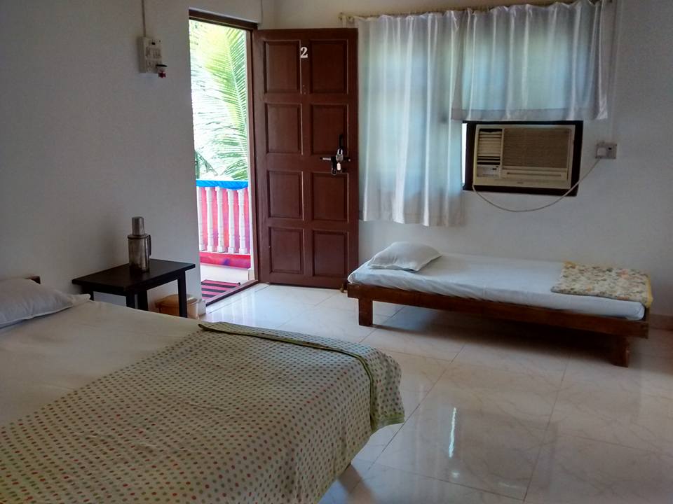 Aaplii Wadi Homestay - Tap to explore photos