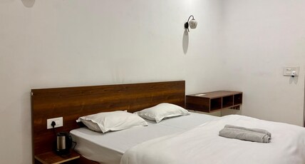 Hotel AVG Palace Room Type - Crown Deluxe Room
