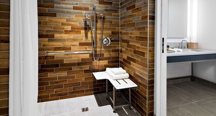 Canopy by Hilton Washington DC The Wharf Room Type - 1 KG 1BDRM STE ACC RI SHWR