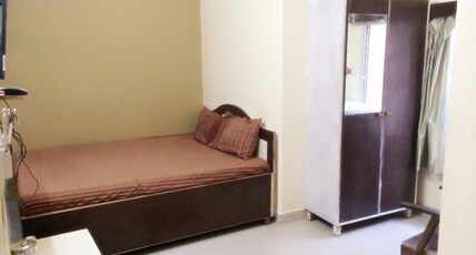 Hotel Pragya International Room Type - Standard Four Bed Room