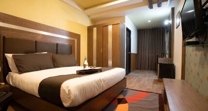 HOTEL SOFT PETAL Room Type - Deluxe