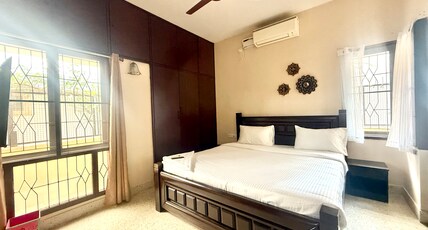 Kolam Dingai Serviced Residence, Kotturpuram Room Type - Superior King Room-R1