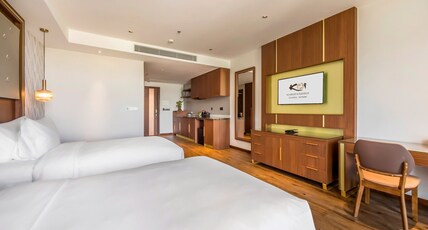 KOI Resort & Residence Da Nang Room Type - Deluxe Studio Twin with Mountain view KOI Resort & Residence Da Nang Room Type - Deluxe Studio Twin with Mountain view