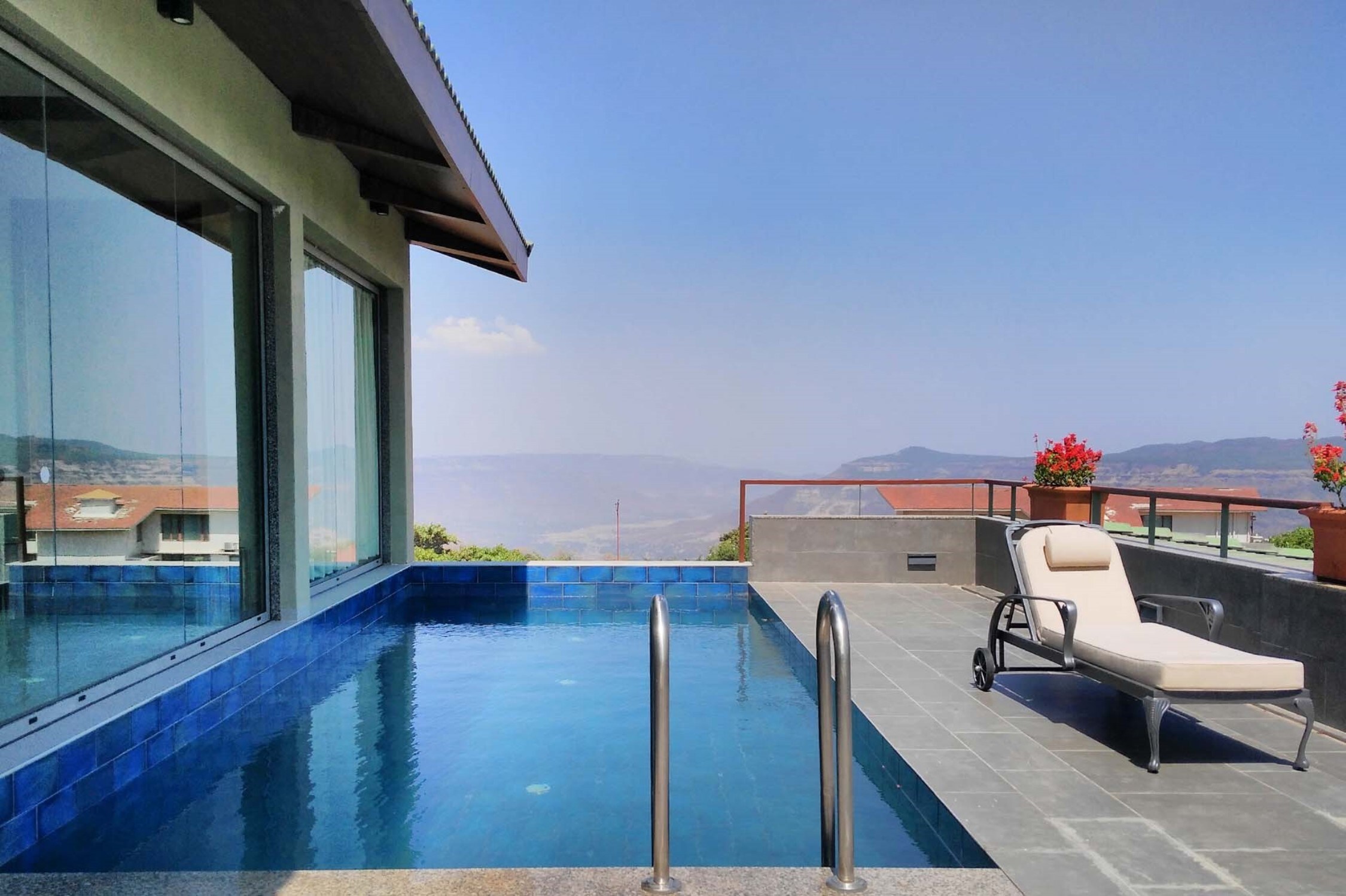 Nandati | 4 BHK Bungalow - Tap to explore photos