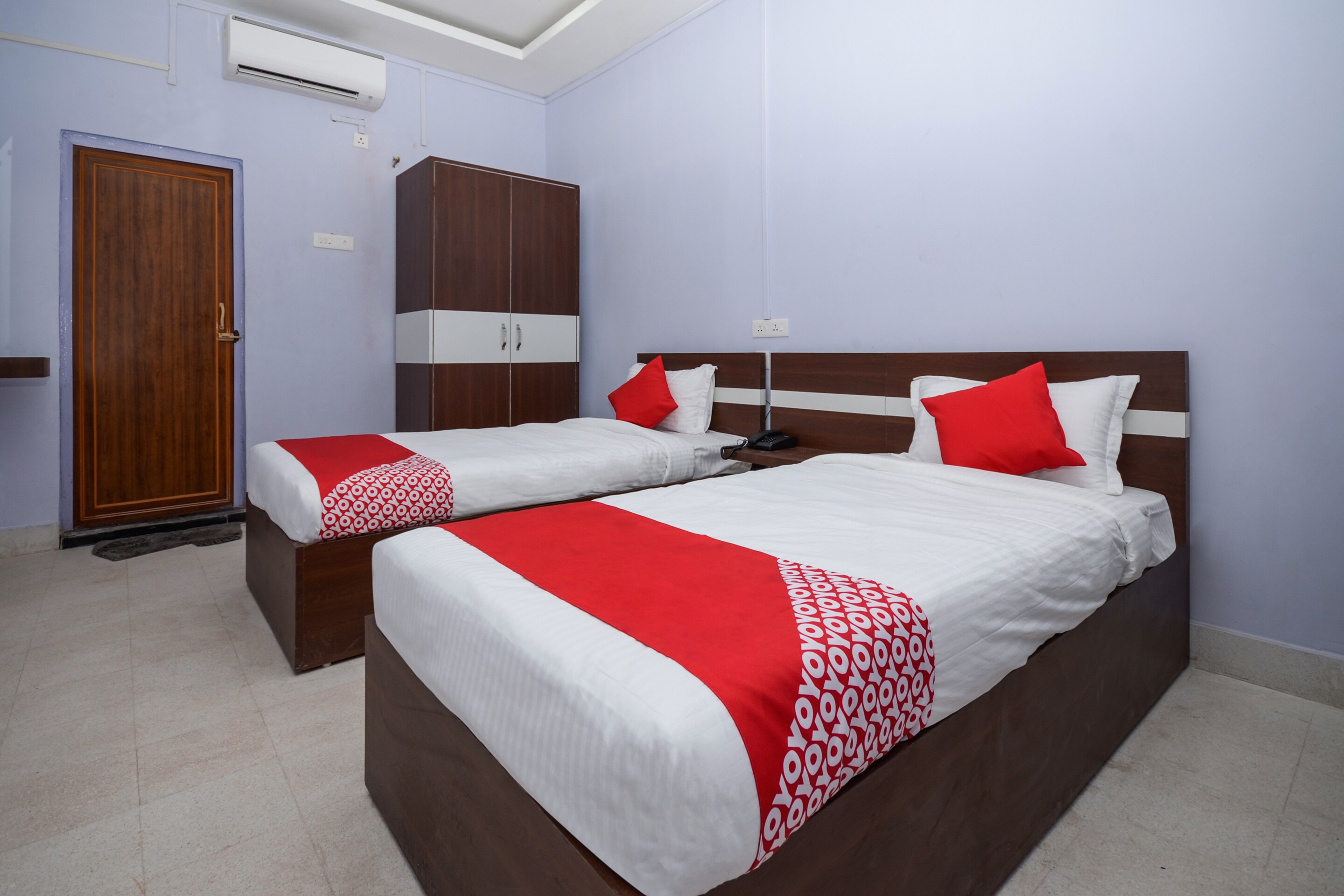 Hotel O Sri Sai Guest House - Tap to explore photos