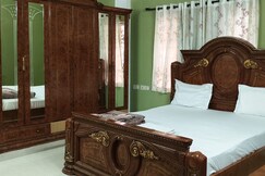 Hill Street Service Apartment