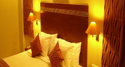 Aurum Boutique Hotel Room Type - Dexlue Twin Bed Room