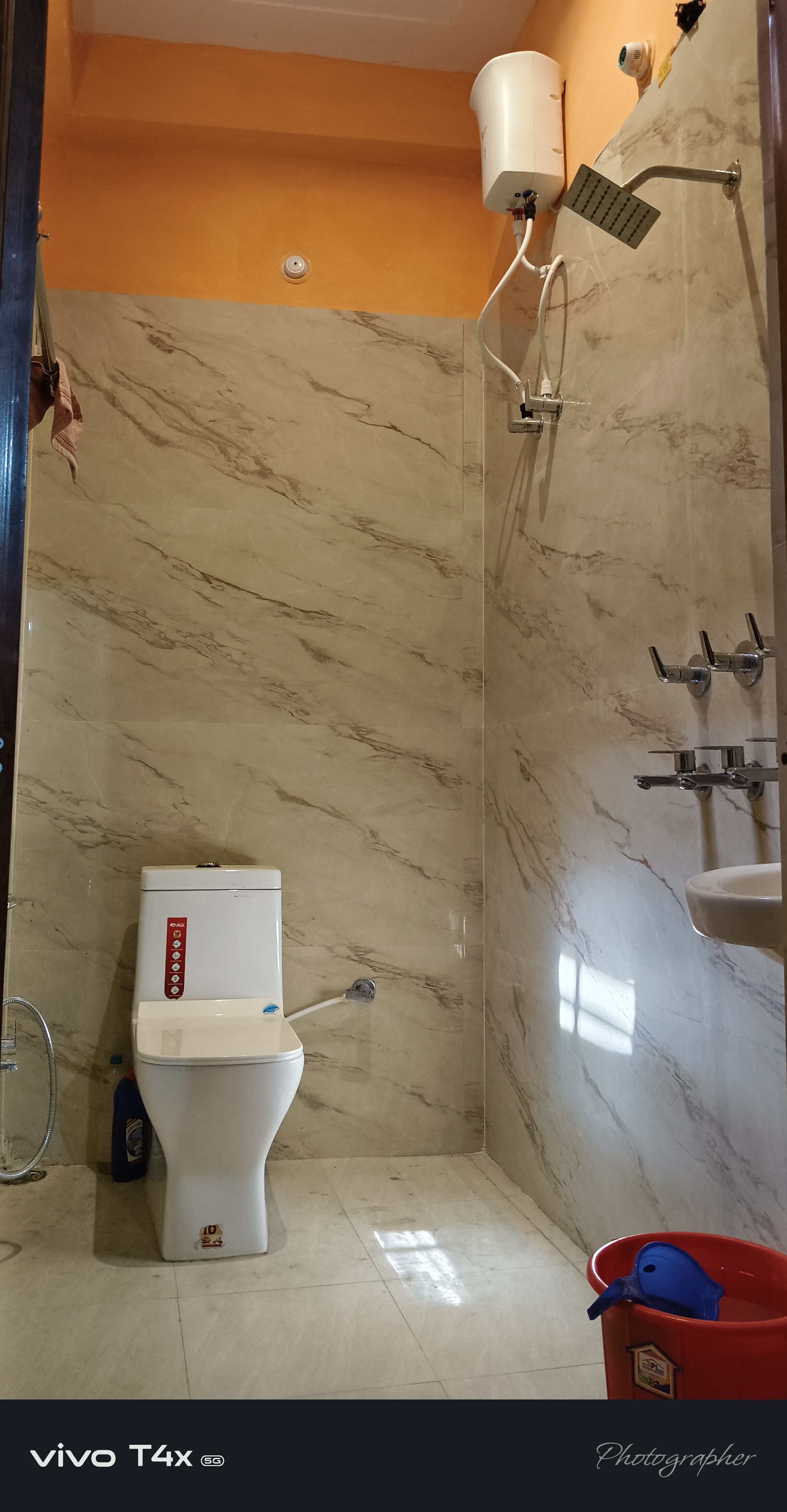 Shree Bala G Guest House - Tap to explore photos