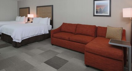 Hampton Inn And Suites Camarillo Room Type - 2 QNS W SOFABED NONSMOKING