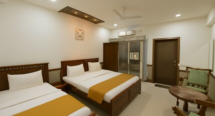 Col's Uphaar Tirth Room Type - Executive Triple Room
