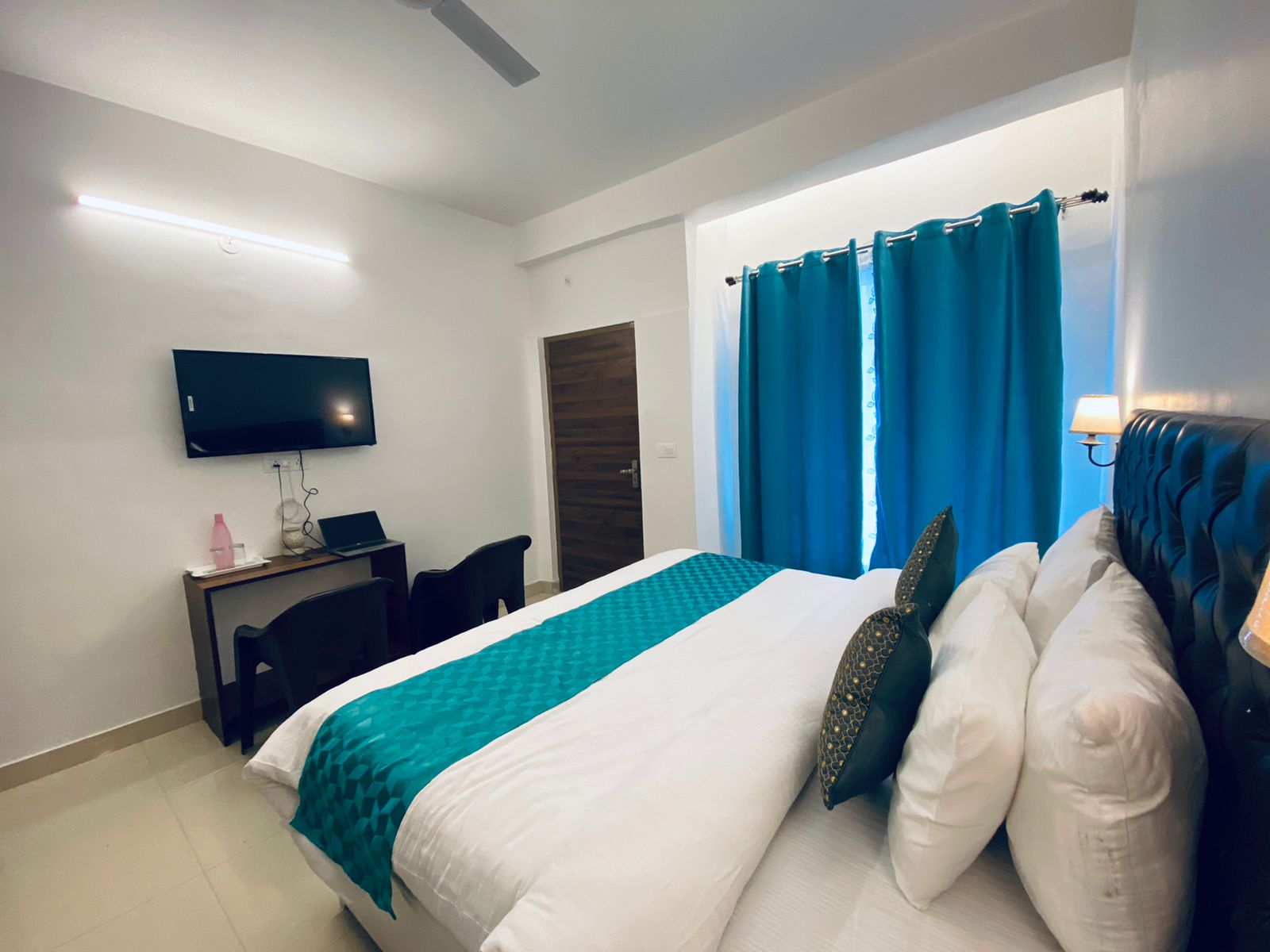 Hillwood Homestay - Tap to explore photos