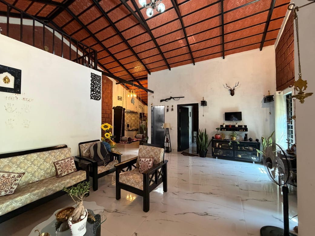 Koppalu Heritage Homestay - Tap to explore photos