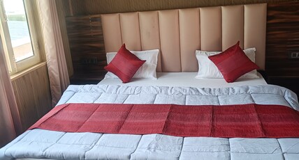 Bharat Guest House Govind Ghat Room Type - Semi Deluxe Double Bed Room
