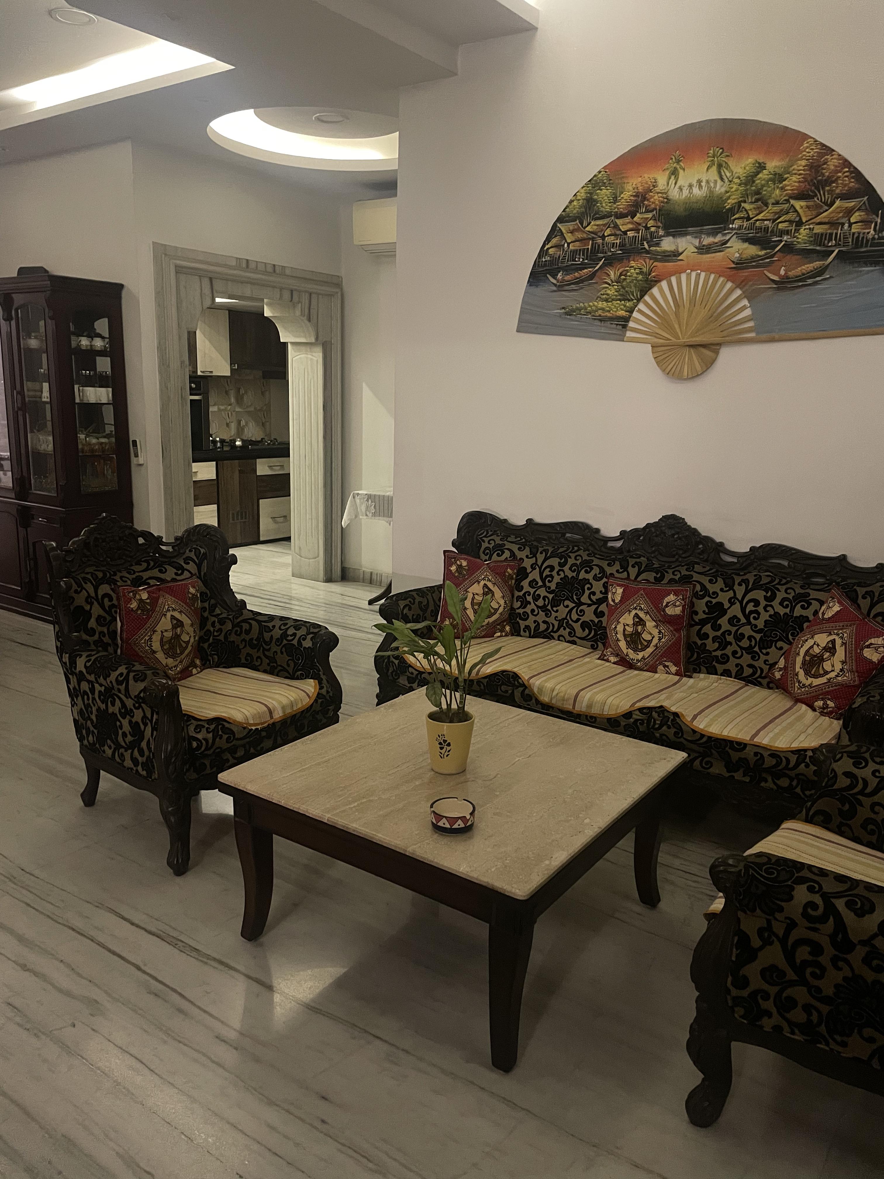 Cheerful two bedroom villa with duplex terrace - Tap to explore photos