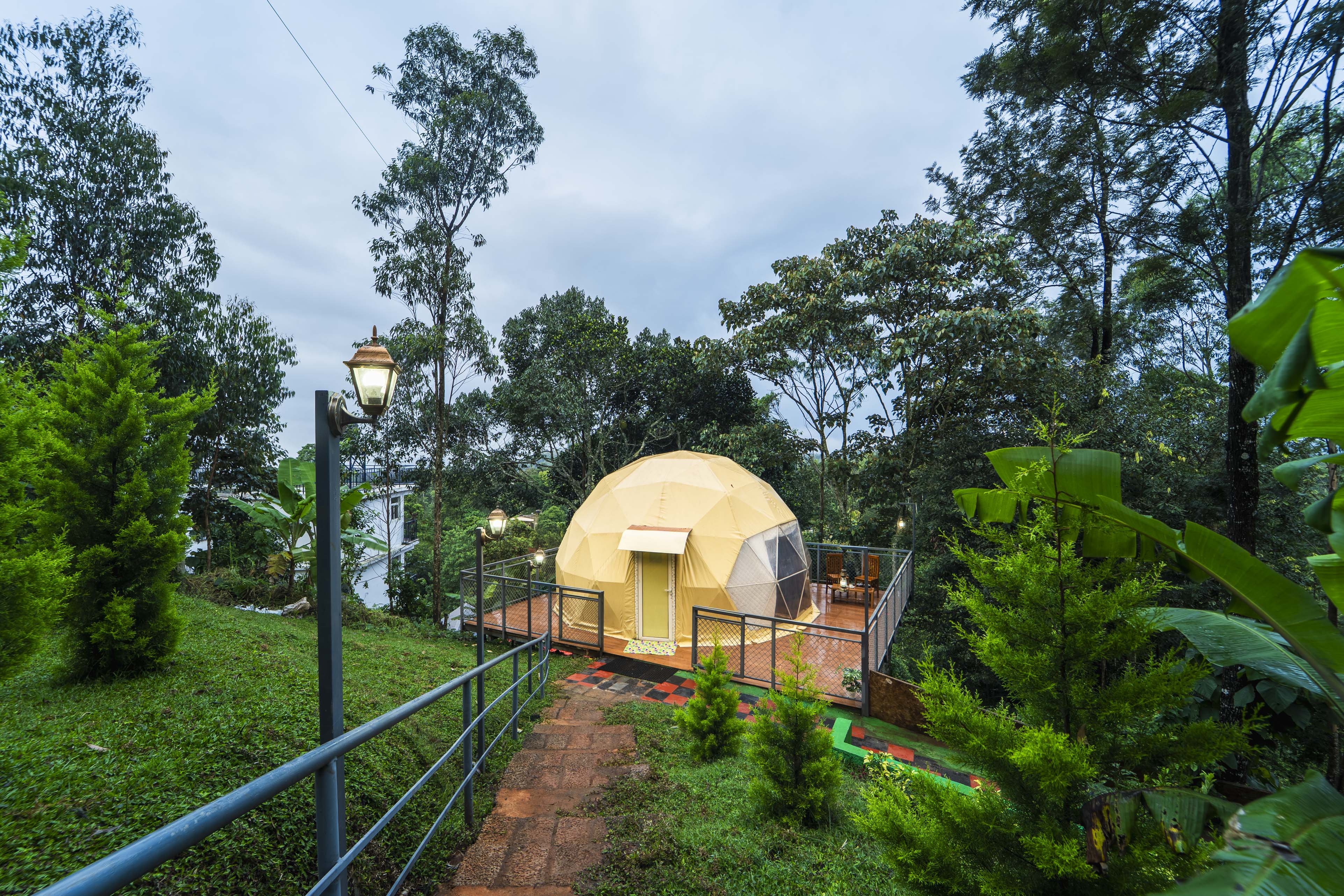 Treebo Wanderlust Residency With Mountain View - Tap to explore photos
