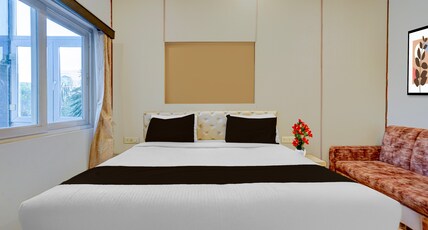 Super Townhouse Oak Phase 13 Varanasi Formerly RR Palace Room Type - Classic Super Townhouse Oak Phase 13 Varanasi Formerly RR Palace Room Type - Classic