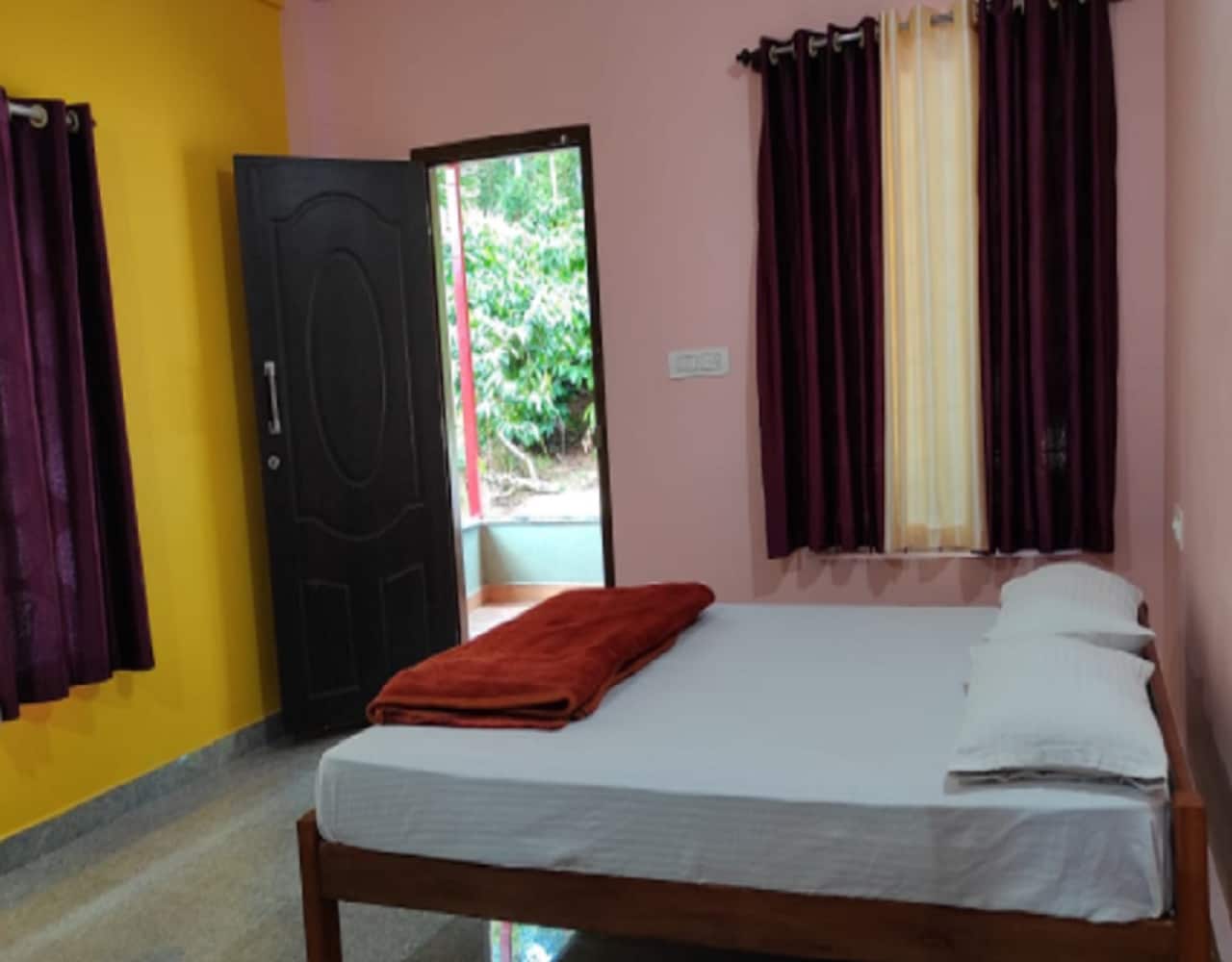 Lake View Homestay - Tap to explore photos